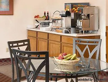 Hotel Super 8 By Wyndham I-90 Casino District 2*