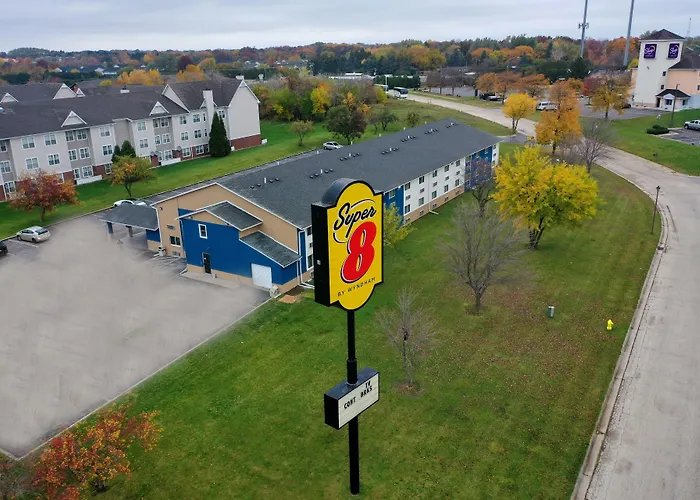 Hotel Super 8 By Wyndham I-90 Casino District 2*
