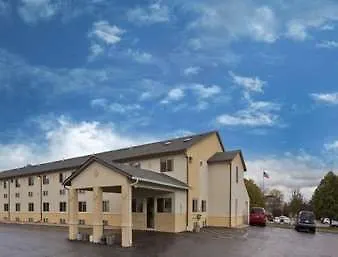 Hotel Super 8 By Wyndham I-90 Casino District Rockford